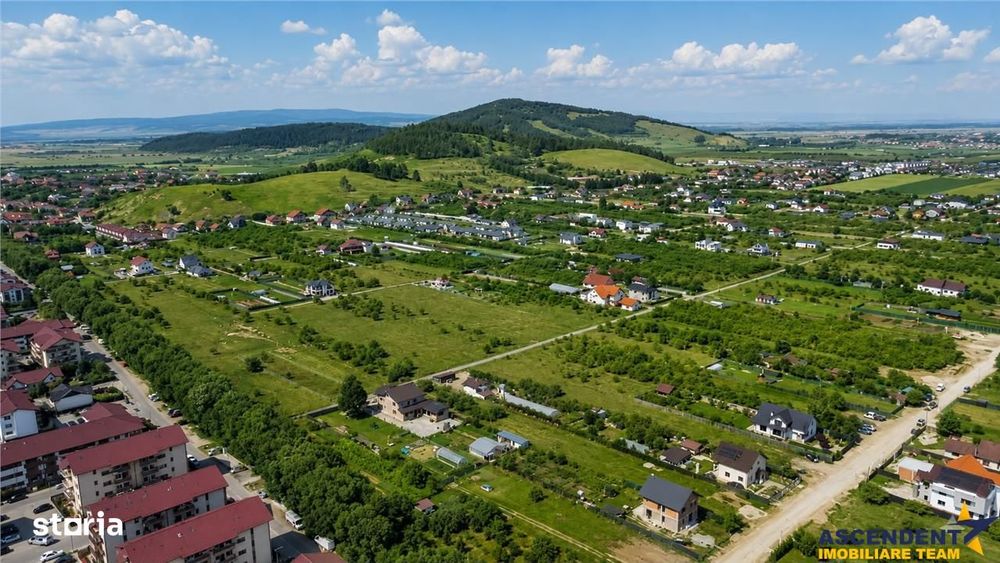 Casa familiala,3 dormitoare,incazire pardoseala,terasa,530 mp teren,Sa