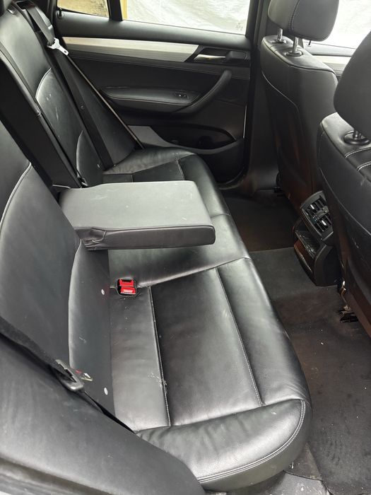 Dezmembrez Bmw X3 F25 non facelift M pachet 3.0 diesel N57 258 cai 230000 km N57D30A trapa panoramica carlig volan dreapta fata completa bot 300/0 0.5