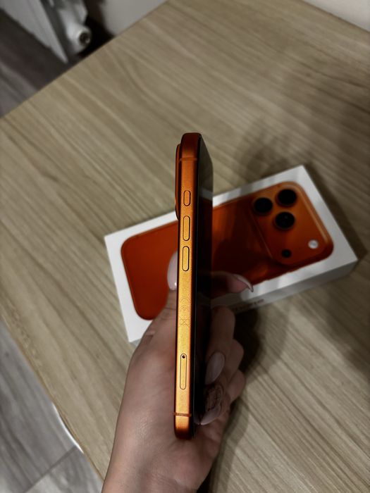 Iphone 17 Pro, капацитет на батерията 99%