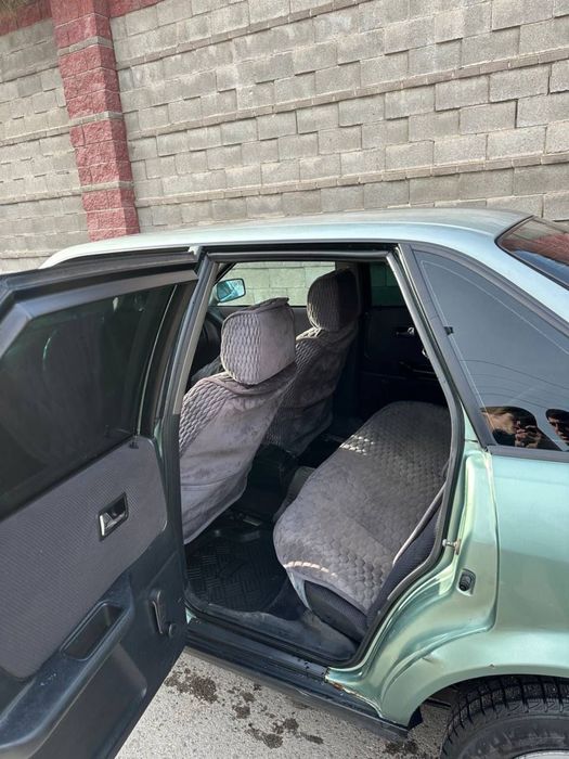 Продам ауди B4 1992 года