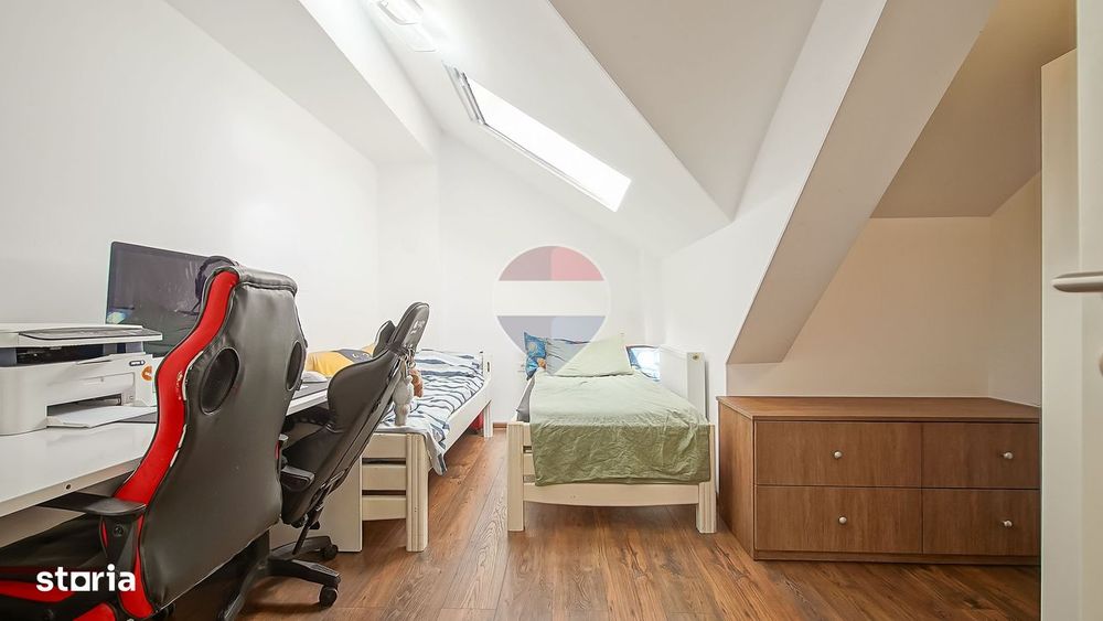 Apartament 3 camere, terasă generoasă, lift și 2 locuri de parcare