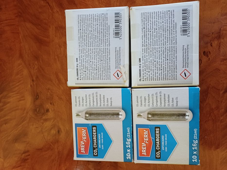 Cartușe  Co2 4 cuti  noi
