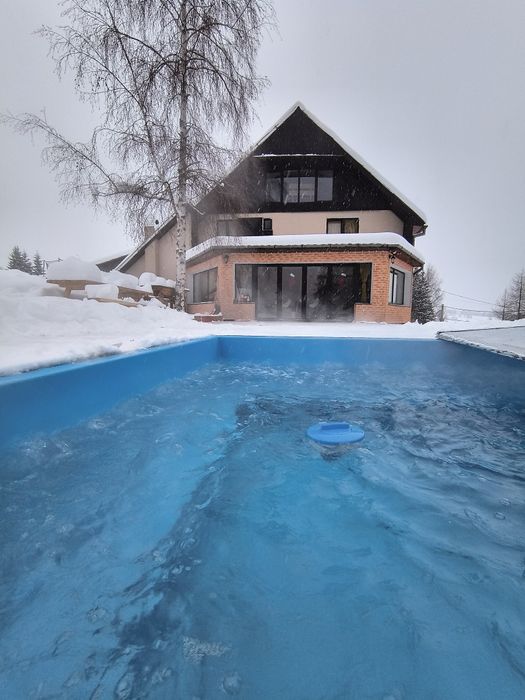 Cabana de Inchiriat Marisel