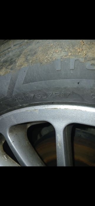 Продам 3 диска с резиной