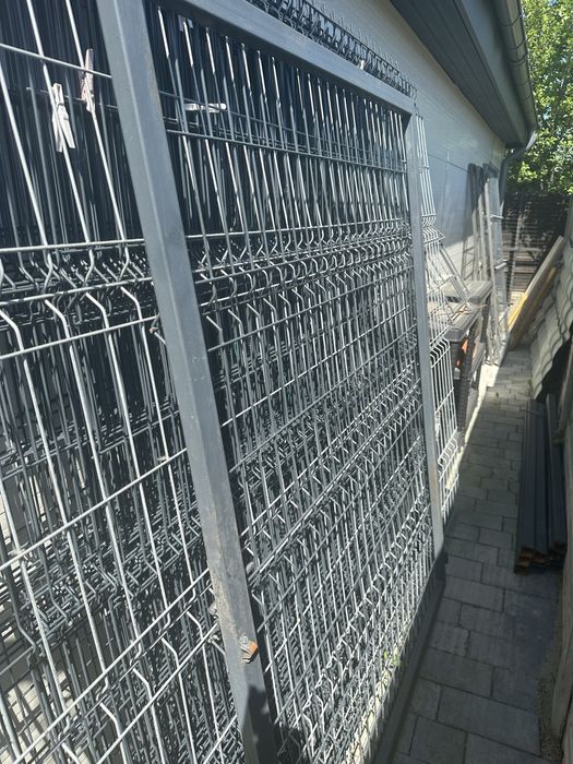 Panouri bordurate cu  4 uși