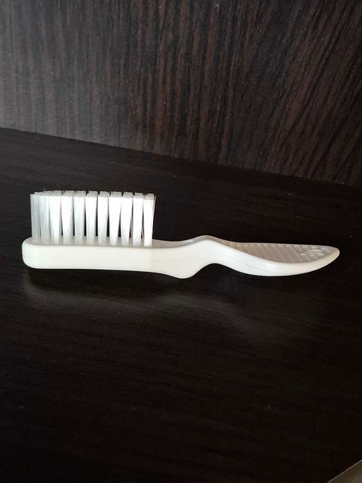 CURVEX SOFT- специални четки, ТРАВЪЛ четки с капаче и мини спец. четки