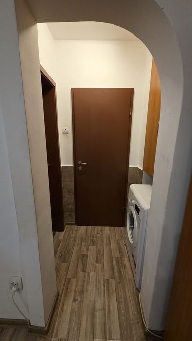 Inchiriez ap. 2 camere STR Luptei  Parter