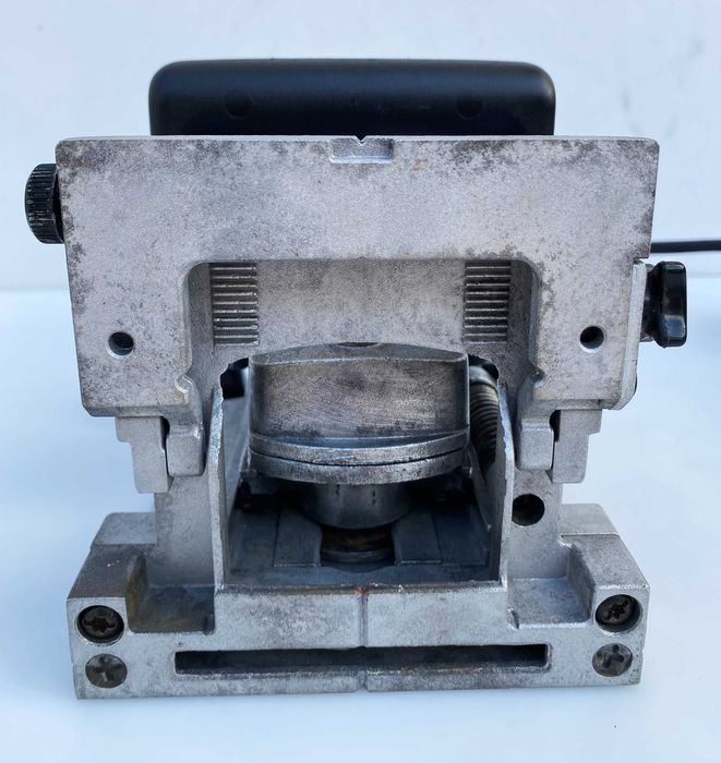 ELU MBR 100 - Бисквит машина 600W