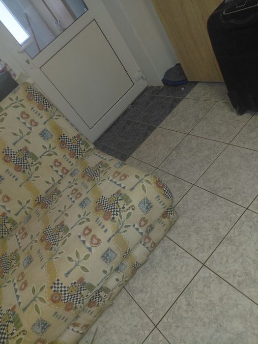 Vind canapea extensibîla 3 persoane