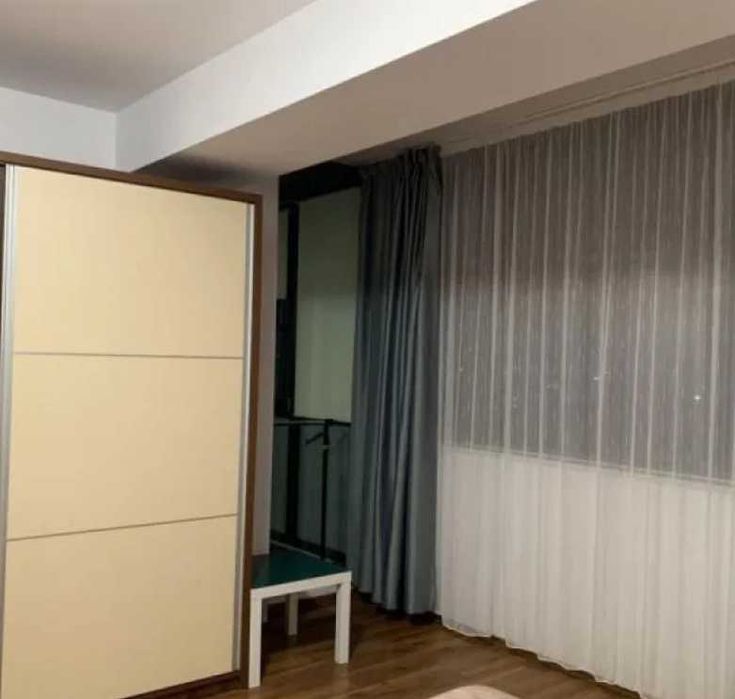 Дава се под наем Тристаен апартамент в Пловдив, Център - 74 кв.м за 224.4 € - Снимка #3