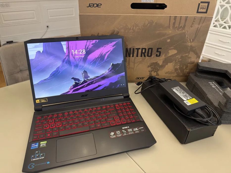 Новый игровой ноутбук Nitro/GeForce RTX3050/i5-11400H/ОЗУ 16ГБ/144гц/