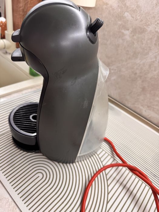 Кафе машина DOLCE GUSTO