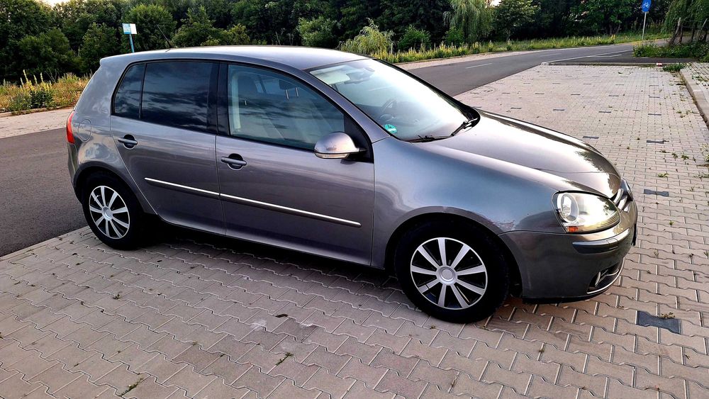 Vw golf special edition 4 motion 2.0 fsi