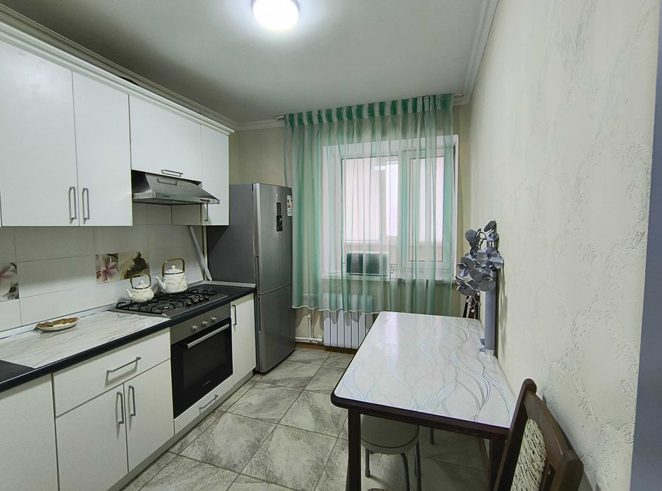 2  комнатная,у Стадиона