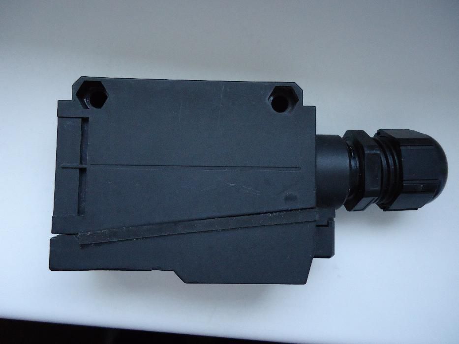 Senzor optic s2-5-c90 in infrarosu .