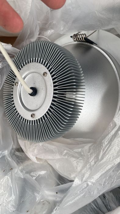 Лампы потолочные