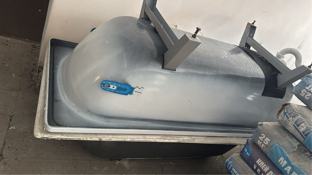 Продам ванны акриловые