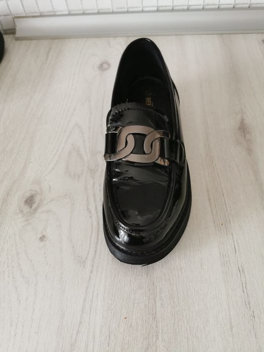 Pantofi Damă piele naturala lăcuita