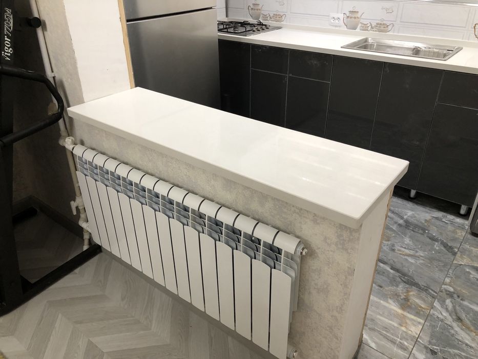 Столешницы на заказ . Акрил , кварц .