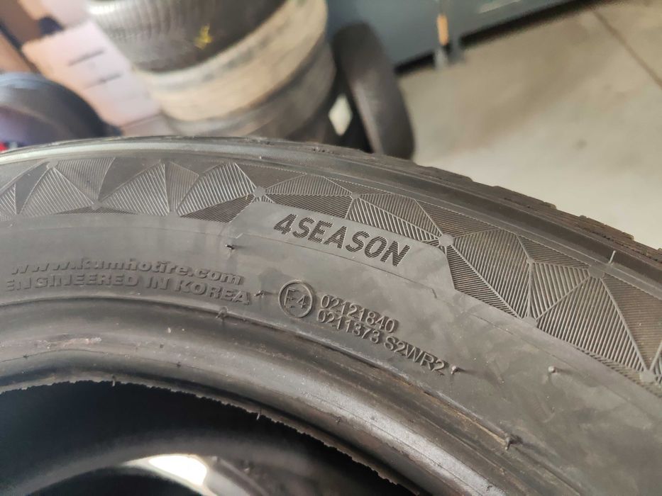 2бр.всесезонни гуми 215/55/17 Kumho