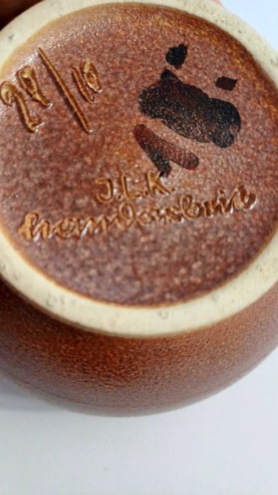 Керамична кана 16см с една дръжка.