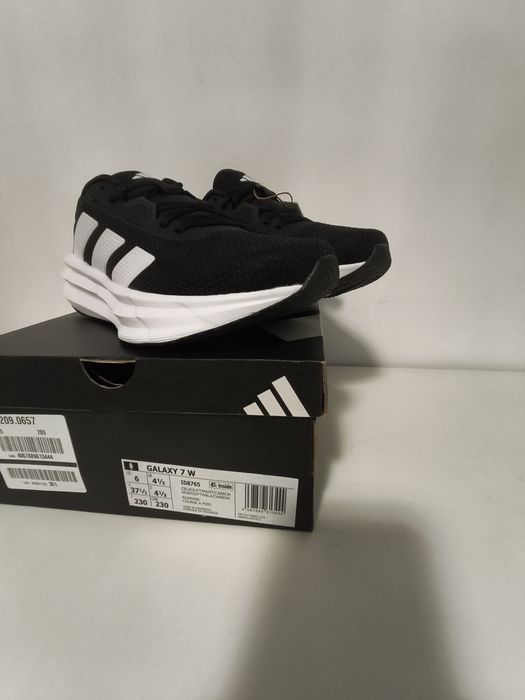 Adidas performance model Galaxy 7 W