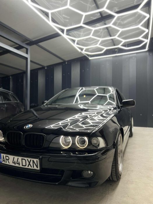 BMW E39 520i M54B22 Manual