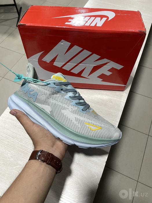 Hoka спортивный обувь