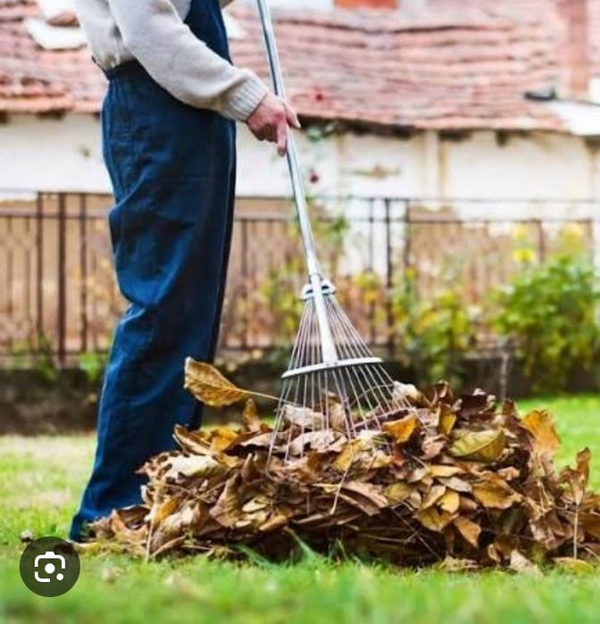 Уборка территорий.