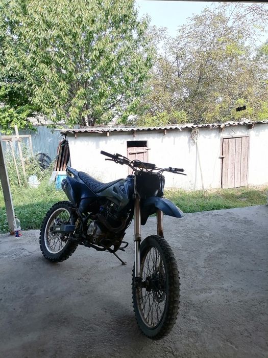 Продам эндуро 250куб