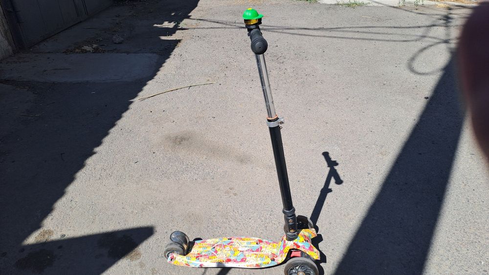 Продам детские самокаты