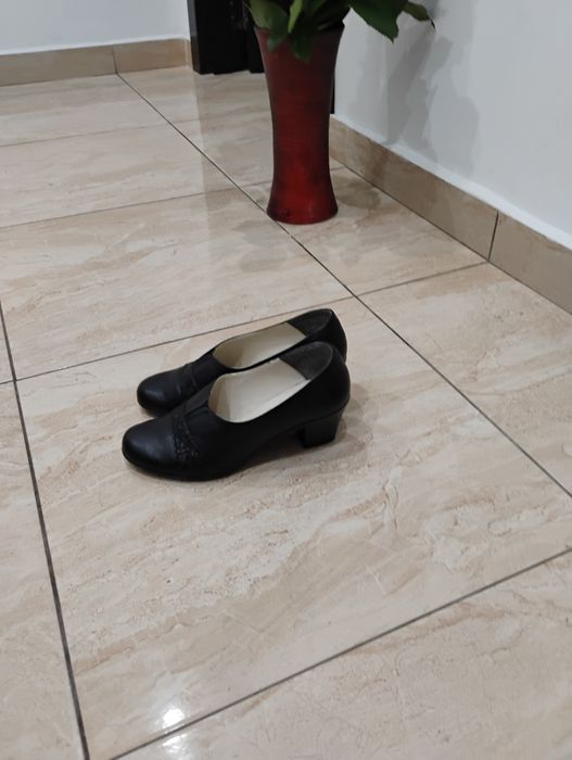 Pantofi damă Nr 35