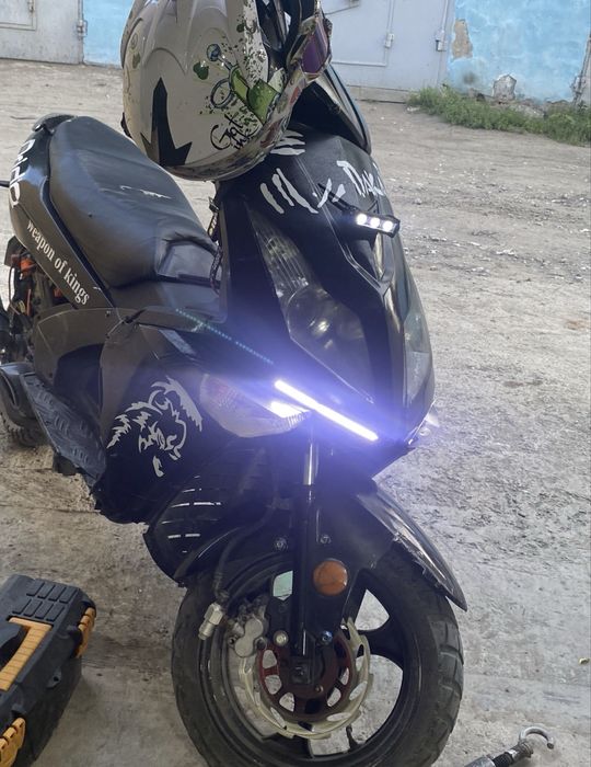 Продается мопед-скутер 150 кубов в