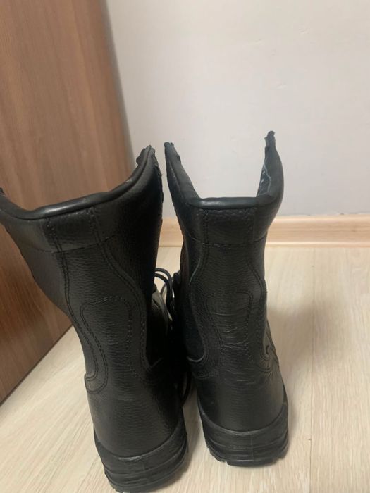 Продам новые берцы