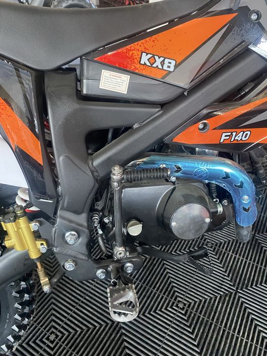 MotoCross  dirtbike motocicleta de  140cc KXD Pro germany Adler nou cu garantie si transport in toata tara