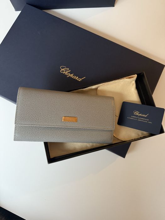 Чисто ново ОРИГИНАЛНО портномен Chopard!