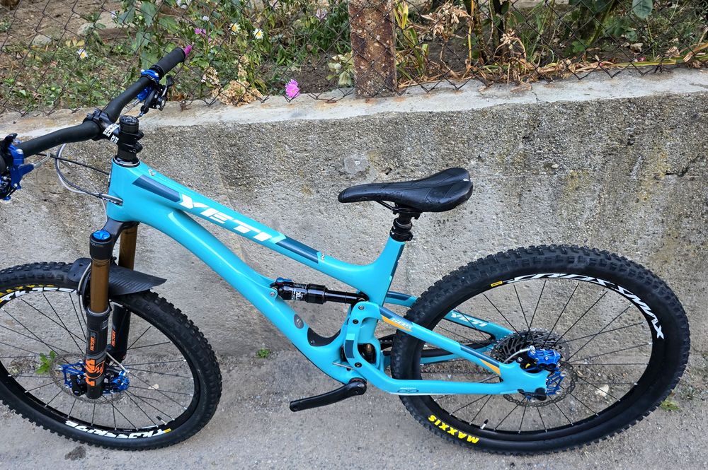 Yeti SB5 USA  Карбонов 27.5 М размер 1х12 XO Full Fox 36 Kashima Hope 4-бутални спирачки