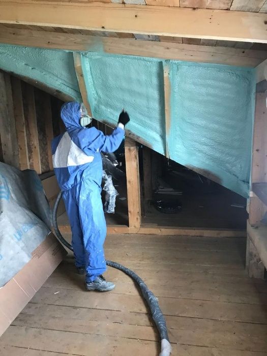 Izolatii cu spuma poliuretanica /izolatie / poliuree celuloza hidro