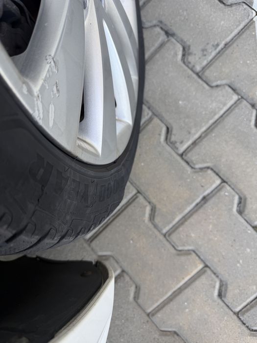 Jante r17 cu cauciucuri bridgestone  +cauciucuri de vara  toyo r18