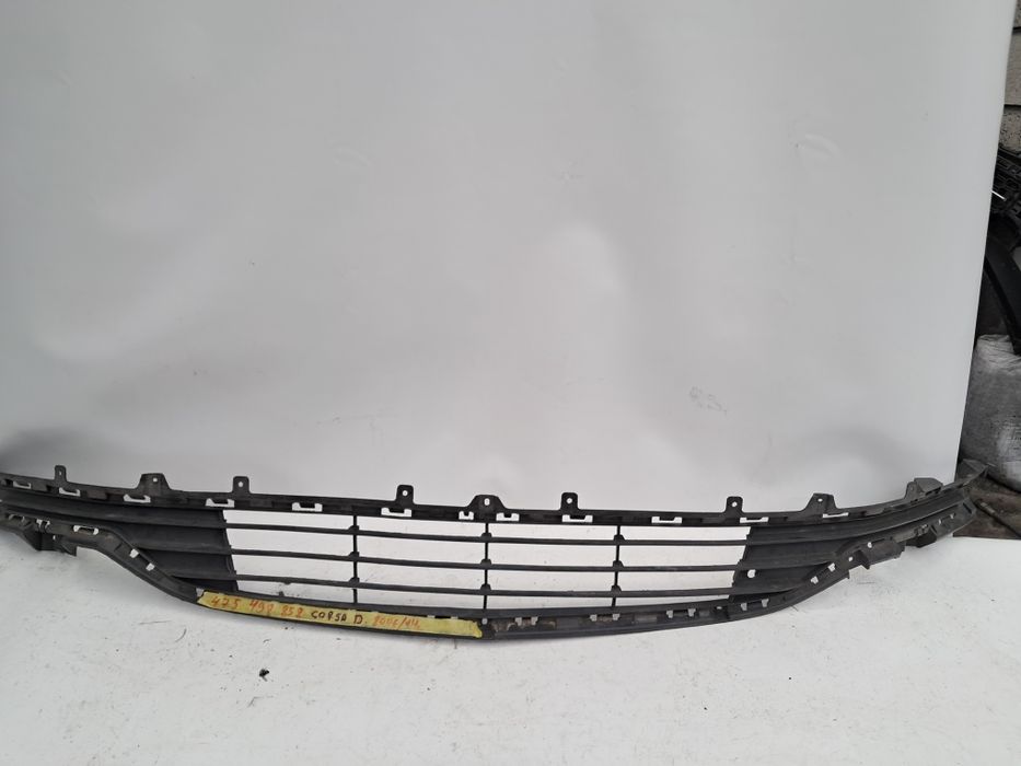 Грил решетка в броня Opel Mokka B Opel Corsa D/F Opel Combo E