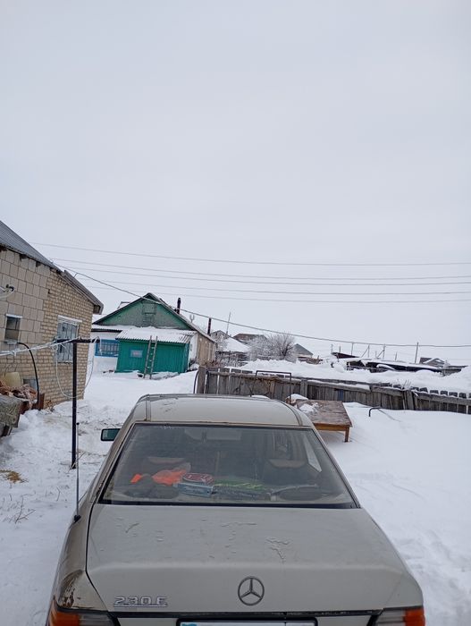 Мерседес Бенс 230