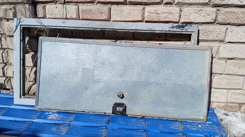 Продам гаражные ворота