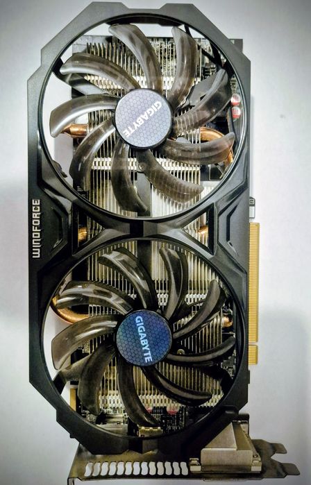 Placa video AMD RX R9 270