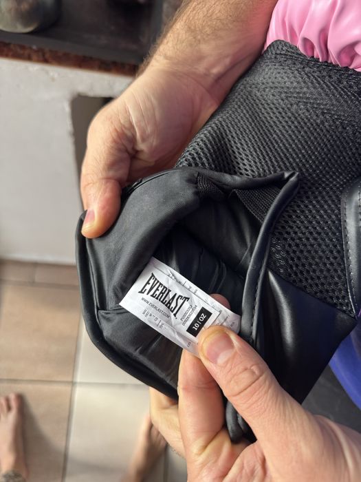 Боксови ръкавици Everlast 10 oz – розови
