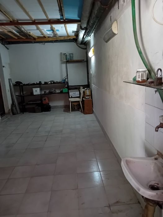 Продава се Гараж / Паркомясто в Плевен, Сторгозия - 18 кв.м за 1056 €/кв.м - Снимка #1