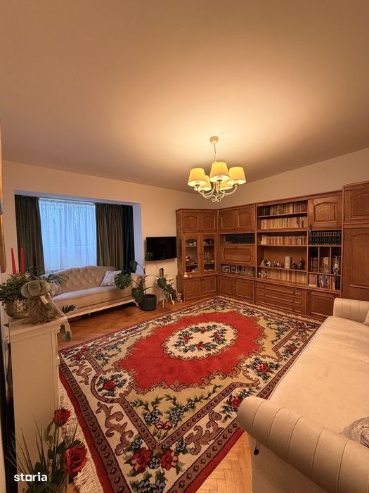 Apartament cu 2 camere | Garaj dublu + Gradina + Anexe | Vidra