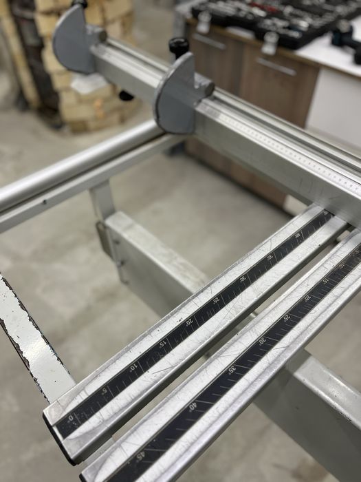 Италиянски форматен циркуляр 3200мм