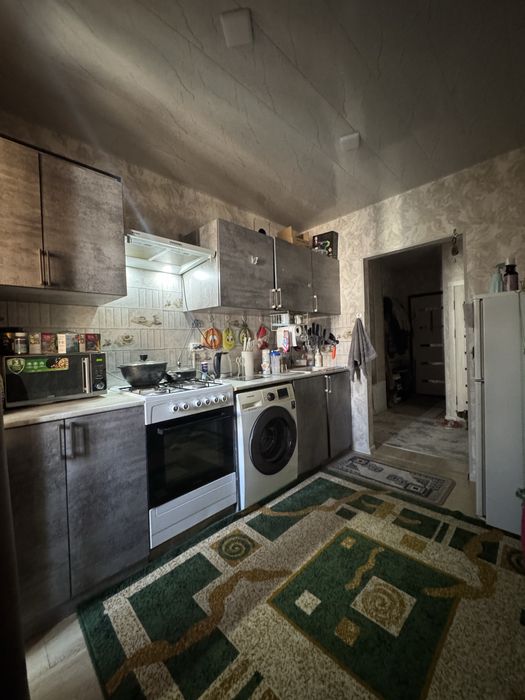 продантся 3х комнатная квартира 110 квадрат