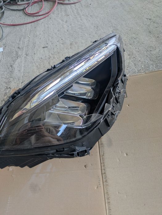 Far dreapta Mercedes GLA W247 Facelift, Led High Performance