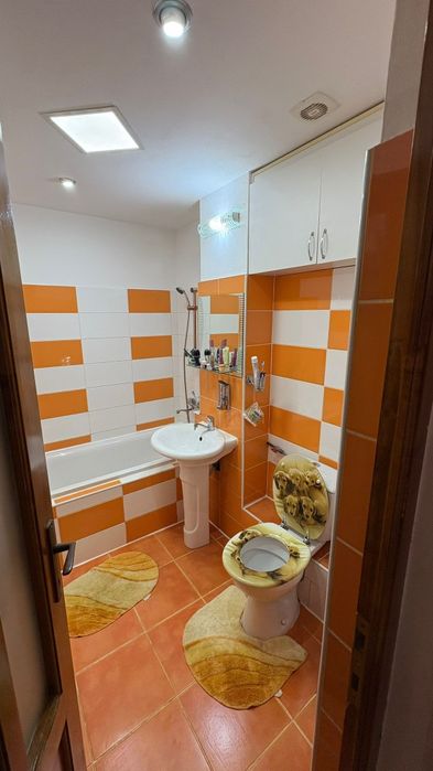 Apartament cu 2 camere de închiriat